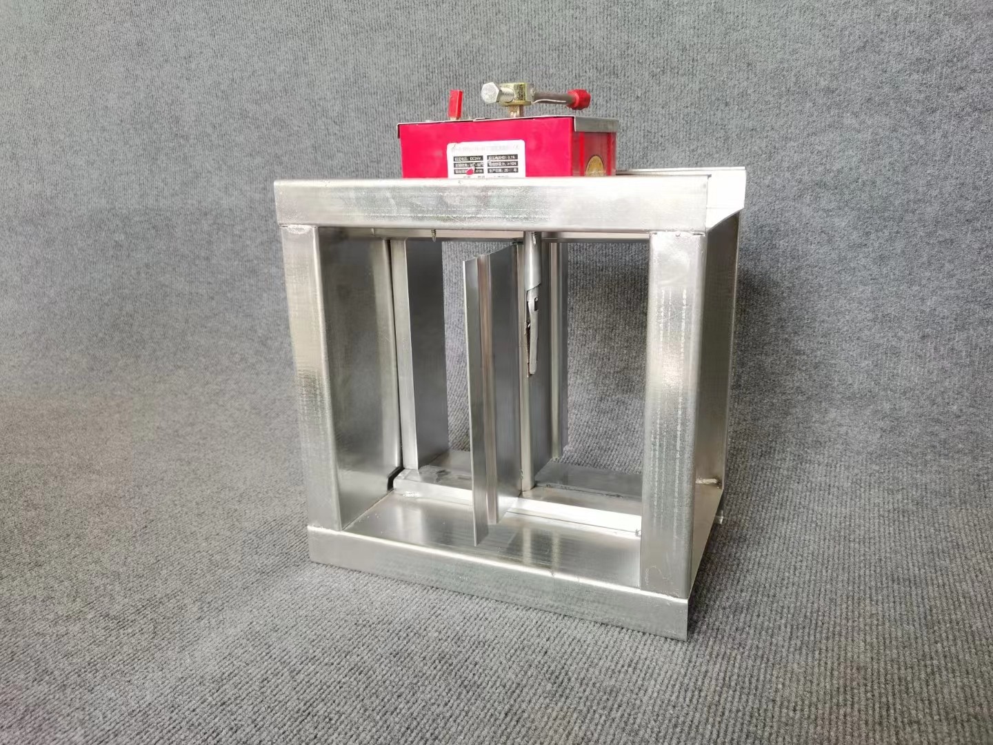 70℃电(sh��)动防火阀控制原理�Q�一�Q? onmousewheel=